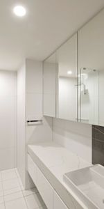 Versatile Two Bedroom in the Heart of Braddon - Photo 3