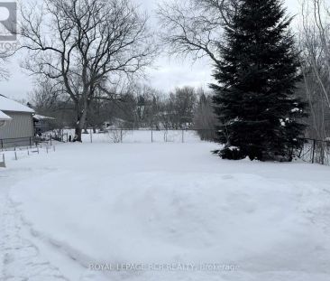 86 ROXBOROUGH ROAD - Photo 2