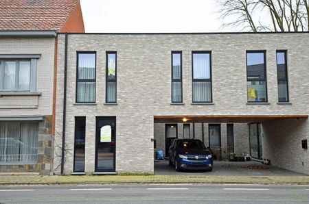 Prachtige nieuwbouw bel-etage met carport en terras te huur! - Foto 5