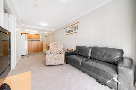 404/126 Mounts Bay Road, PERTH WA 6000 - Photo 4