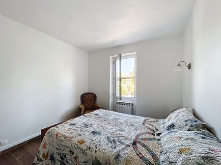 A LOUER AVIGNON ( 84000 ) PREMIERE CEINTURE EXTRAMUROS : Maison 3pièces sur 1 étage, avec cour et climatisée !!, - Photo 2