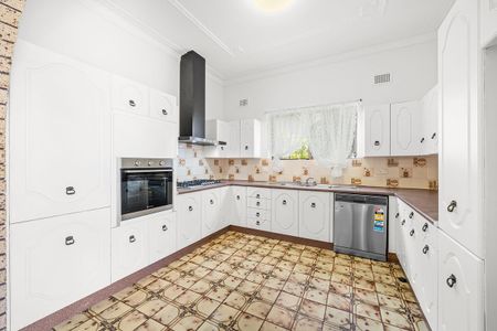 Spacious Family Home in Great Location - Photo 4