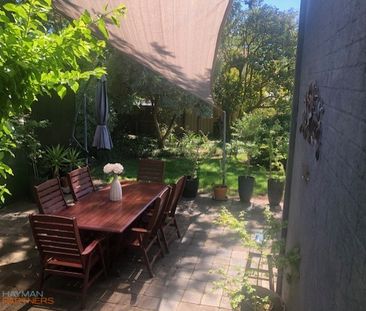 34 Daglish Street, Curtin ACT 2605 - House For Rent | Domain - Photo 3