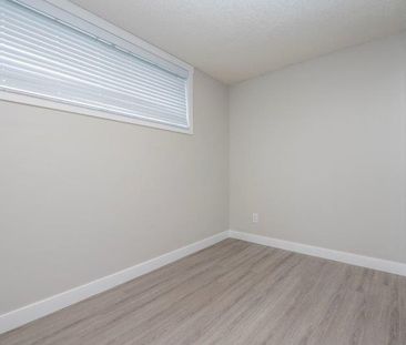 6036B 4 Street Northeast – THRONCLIFFE – Basement - Photo 4