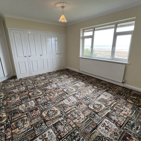 Kings Avenue, SKEGNESS - Photo 3