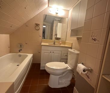 For Lease - 50 Wickson Trail, Toronto, Ontario - Photo 6