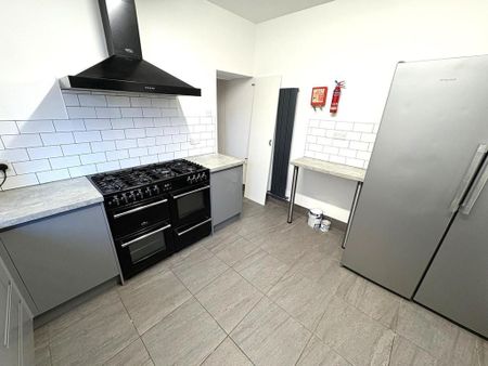 7 bedroom house share to rent - Photo 5