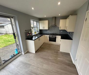 3 bedroom detached house to rent - Photo 6