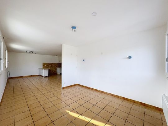Location Appartement 3 pièces 85m² CHAMPEIX 63320 - Photo 1