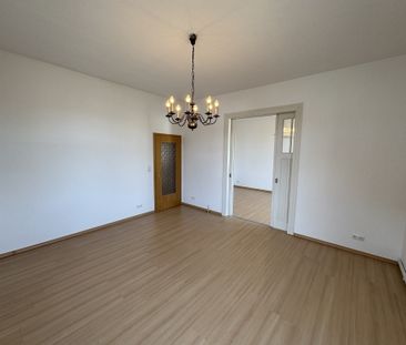 Großzügige 4-Zimmer-Wohnung mit ca. 100 m² – ruhig wohnen & stadtna... - Photo 4