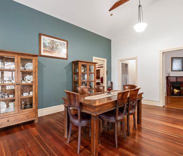 Timeless Design and Features - Photo 3