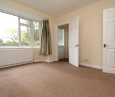 2 bedroom semi-detached house to rent - Photo 3