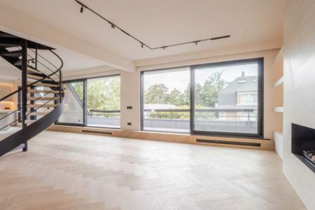 Triplex 4 chambres avec terrasses +2 emplacements de parking - Photo 4