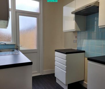 3 bedroom terraced house to rent - Photo 6