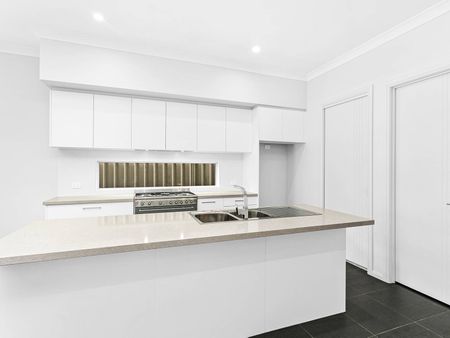 14B Culburra Road, Miranda NSW 2228 - House For Rent | Domain - Photo 2