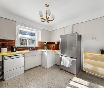 For Lease - 35 Caswell Drive, Toronto, Ontario - Photo 5