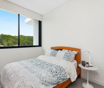 Elegant Living - Photo 1