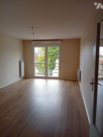 A LOUER TYPE 2 AVEC GARAGE RESIDENCE DU BARY, CHAMP DE MARS - PROCHE DU CENTRE VILLE - Photo 2