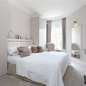 2 bedroom flat in Basil Street - Photo 2