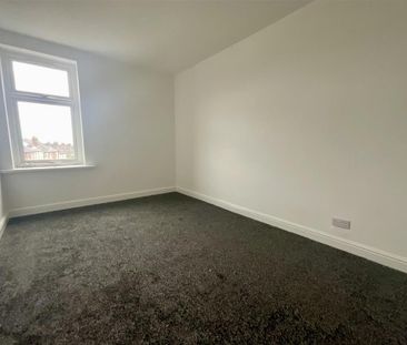 4 bedroom terraced house to rent - Photo 4