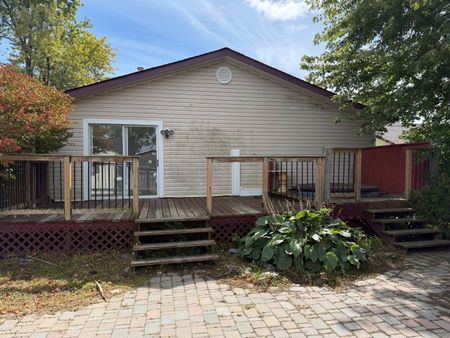 For Lease - 284 Kenwood Avenue, Georgina, Ontario - Photo 2
