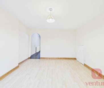 Petersham Close, Newport Pagnell, MK16 - Photo 3