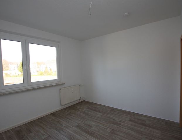 Kleine 4-Raum-Wohnung wartet auf neue Mieter - Foto 1
