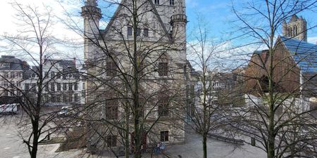 Appartement te huur in Gent voor € 860 met 1 slaapkamer - Photo 2