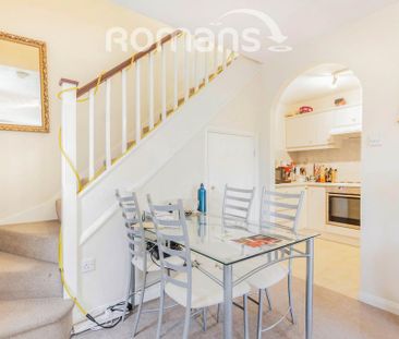 2 bedroom terraced house to rent - Photo 4