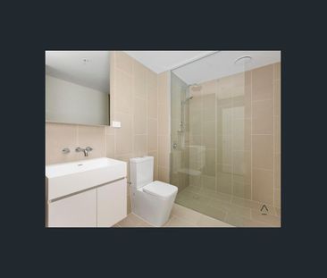 A Masterpiece of Modern Living - Photo 2