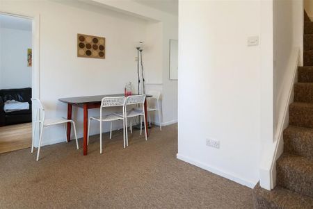 4 bedroom house to rent - Photo 3