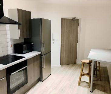 2 Bed 2 Bath - Photo 6