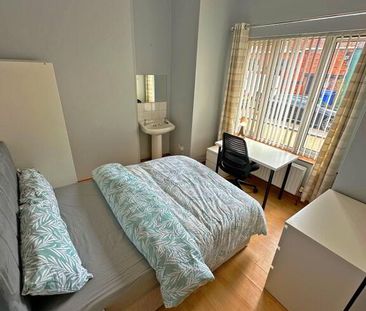 Room 1, 2 Haywood Ave, Belfast, BT7 3EU - Photo 4