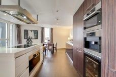 3 bedroom flat to rent - Photo 4