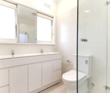 THREE BEDROOM HOME - PERFECT LOCATION! - Photo 4