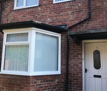 2 bedroom terraced house to rent - Photo 1