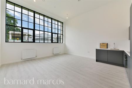 12 Carnation Gardens, Hayes - Photo 2