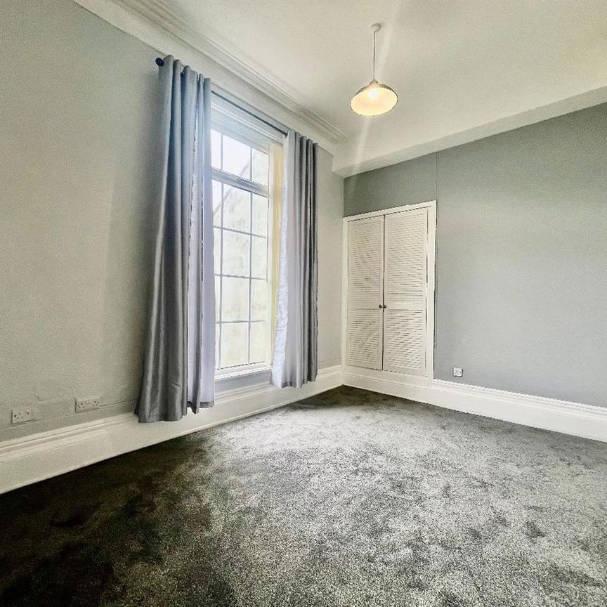 Wharncliffe Road, Sheffield, S10 - Photo 1