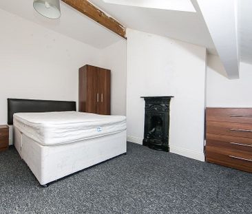 Estcourt Terrace, Headingley, Leeds - Photo 4