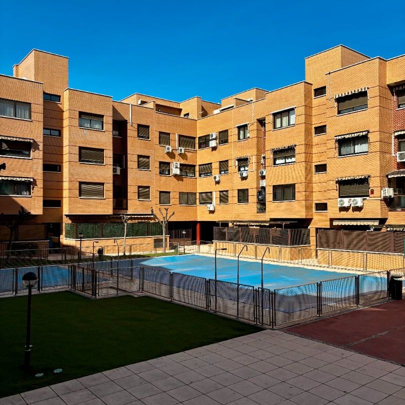 Piso de alquiler en Parque Europa - Los Pitufos - Photo 1