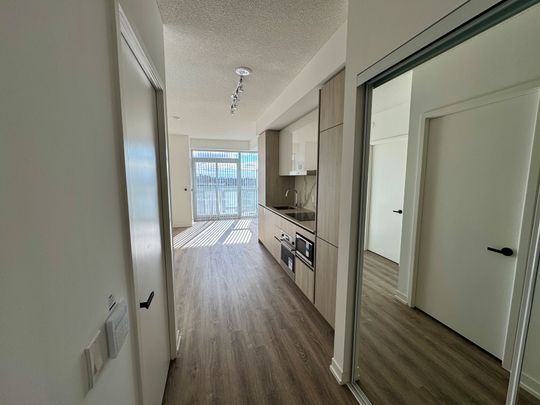 For Lease - 8 Interchange Way Unit# 810, Vaughan, Ontario - Photo 1