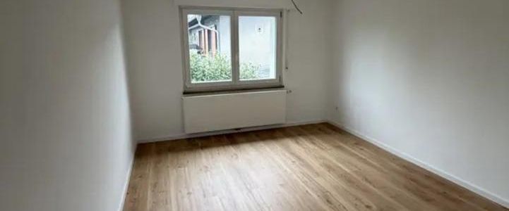 Helle 4-Zimmer Wohnung mit Balkon in Ettlingen - Photo 1