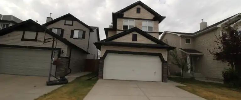 27 Saddlebrook Way NE | 27 Saddlebrook Way Northeast, Calgary - Photo 1