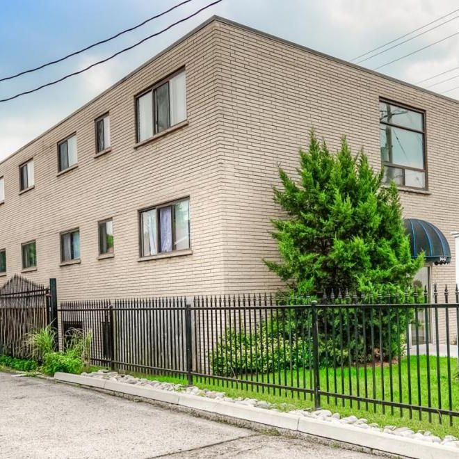 Trafalgar Place - Photo 1