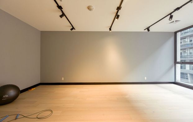 For Lease - 39 Brant Street Unit# 1010, Toronto, Ontario - Photo 1