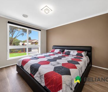 Modern, Family-Friendly Living in Prime Werribee Location! - Photo 3