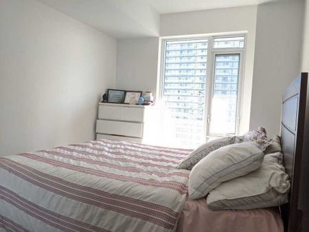 For Lease - 2520 Eglinton Avenue Unit# 1002, Mississauga, Ontario - Photo 3