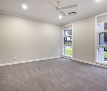 The Bold and The Beautiful - Photo 2