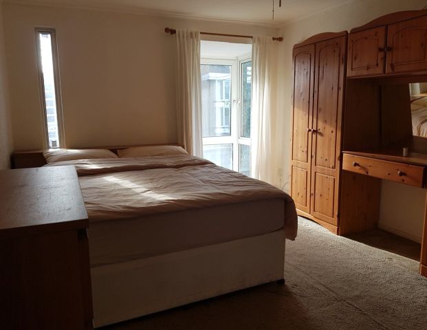 Room in a Shared Flat, St. Clairs Road, CR0 - Photo 1