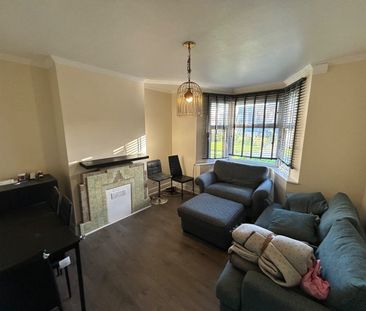 2 Bed Flat, Upper Park Road, N11 - Photo 3